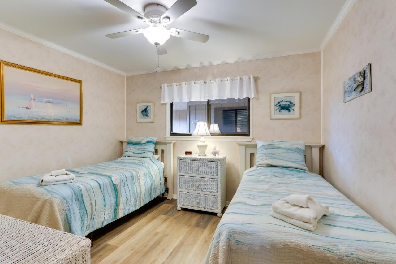 Hilton Head Condo With Balcony And Pool, Walk To Beach Хилтон-Хед-Айленд Экстерьер фото